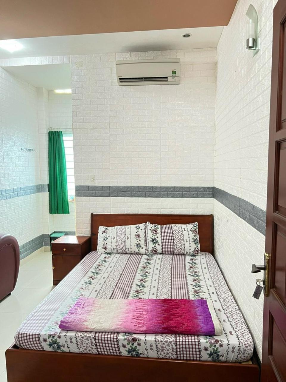 Khach San Khanh Du - Khanh Du Hotel Bien Hoa Εξωτερικό φωτογραφία
